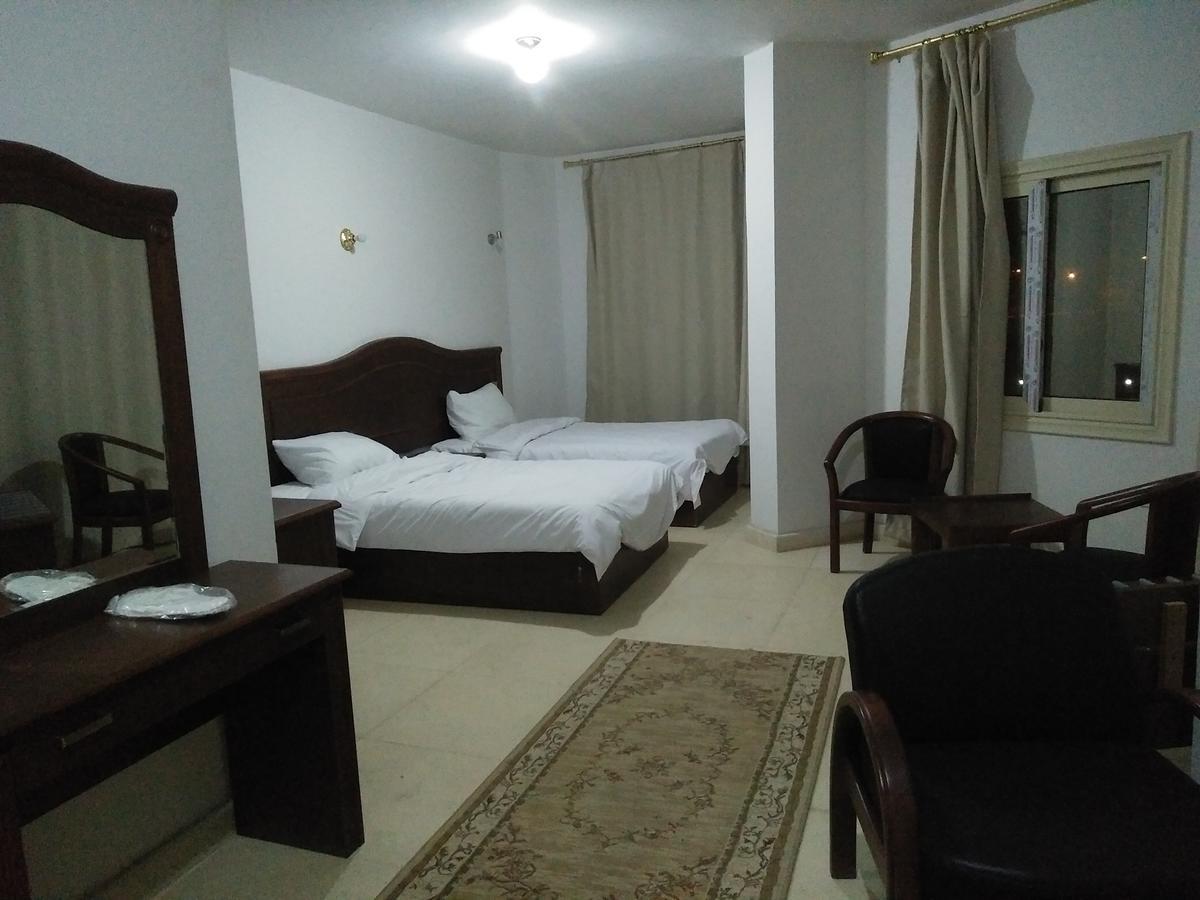 Royal Nj Hotel Borg El Arab Eksteriør bilde