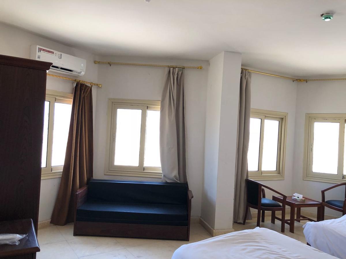 Royal Nj Hotel Borg El Arab Eksteriør bilde